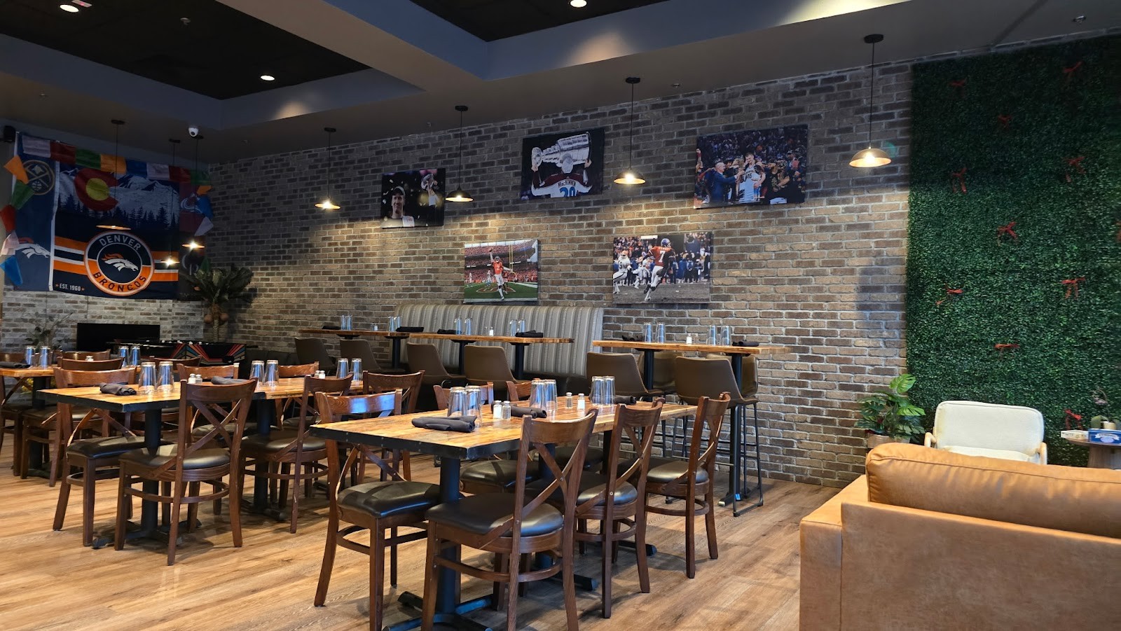 CurryGrill - Restaurant & Sports Bar: the place