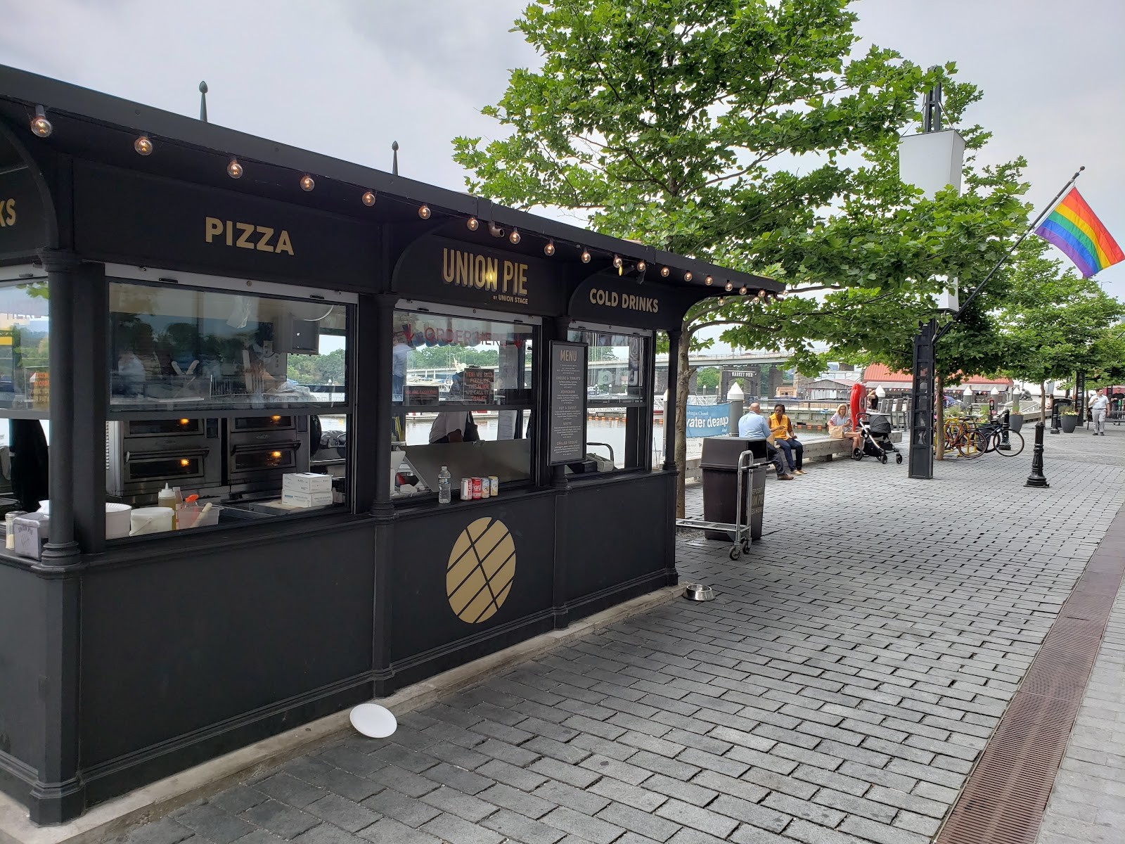Union Pie: the place
