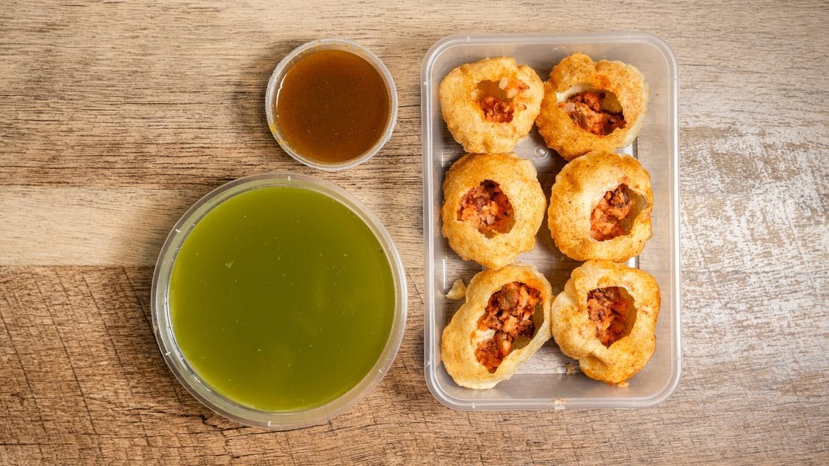 Chai Nashta: food & drinks