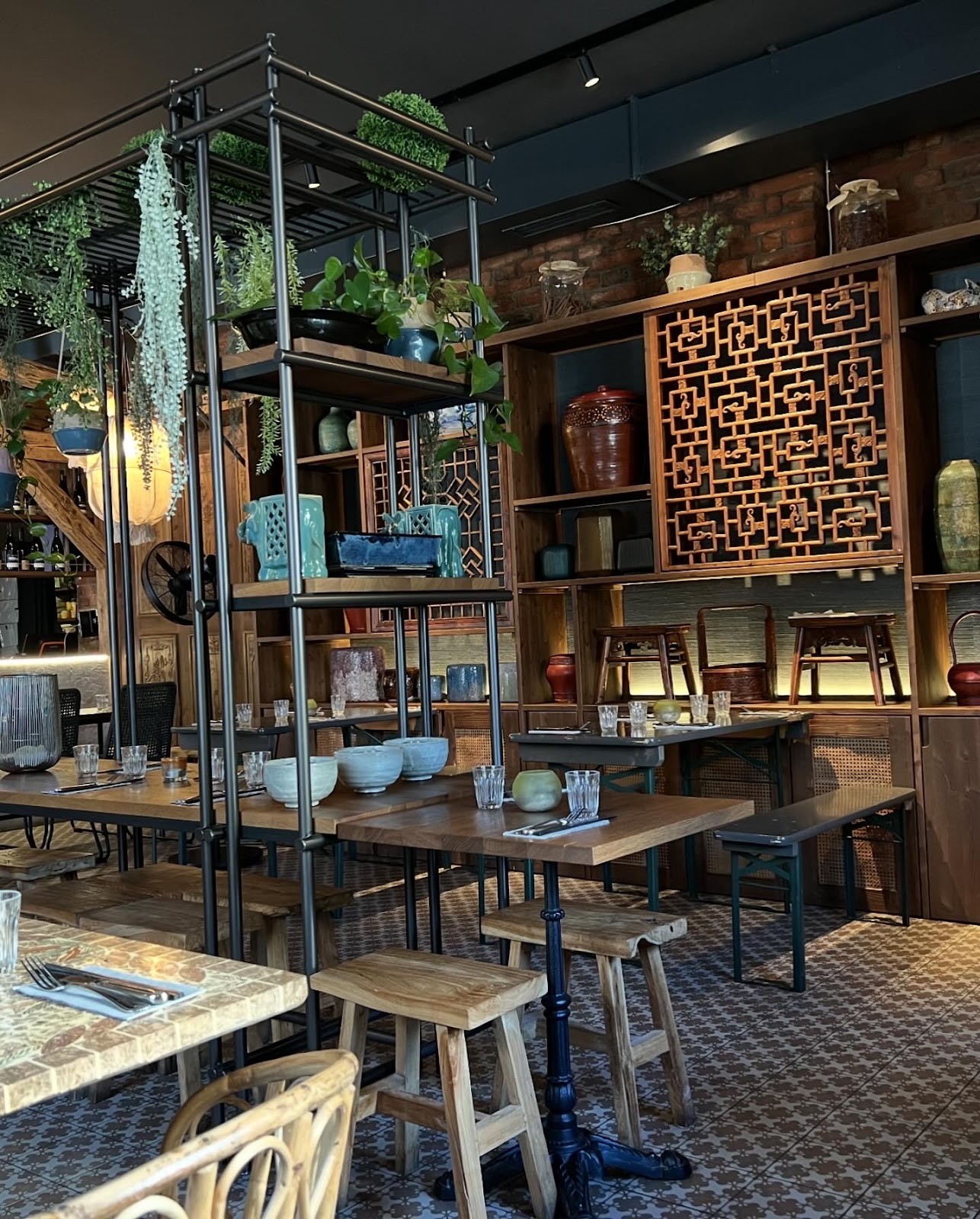 Saigon Deli: the place