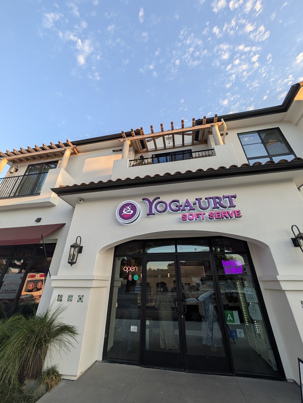Yoga-urt Granada Hills: the place