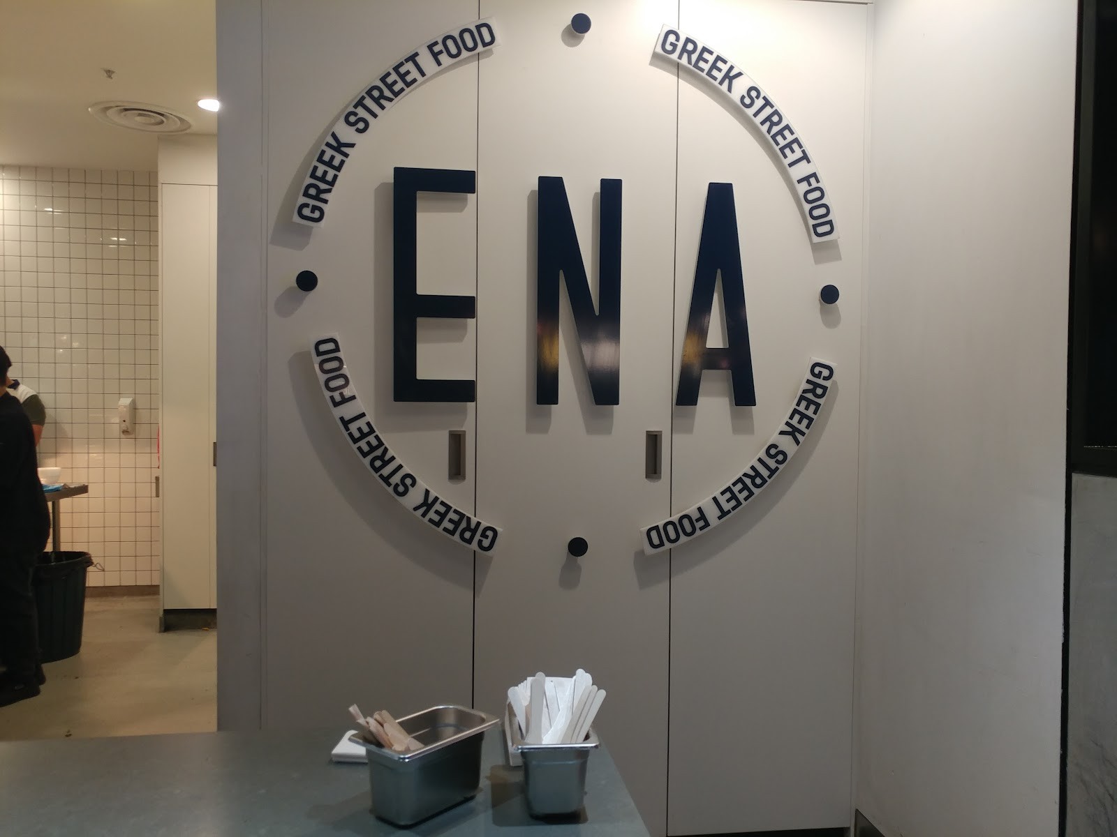 ENA Greek Street Food: the place