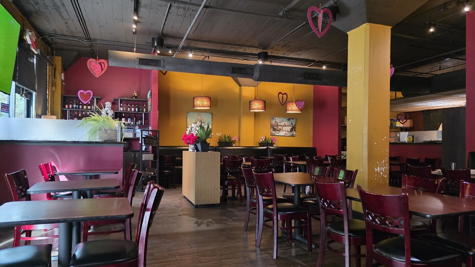 Mai Thai Restaurant: the place