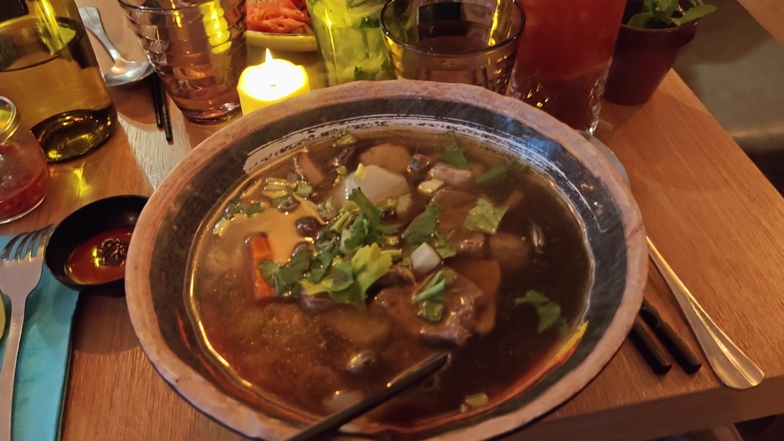 Buja Végétarien: food & drinks