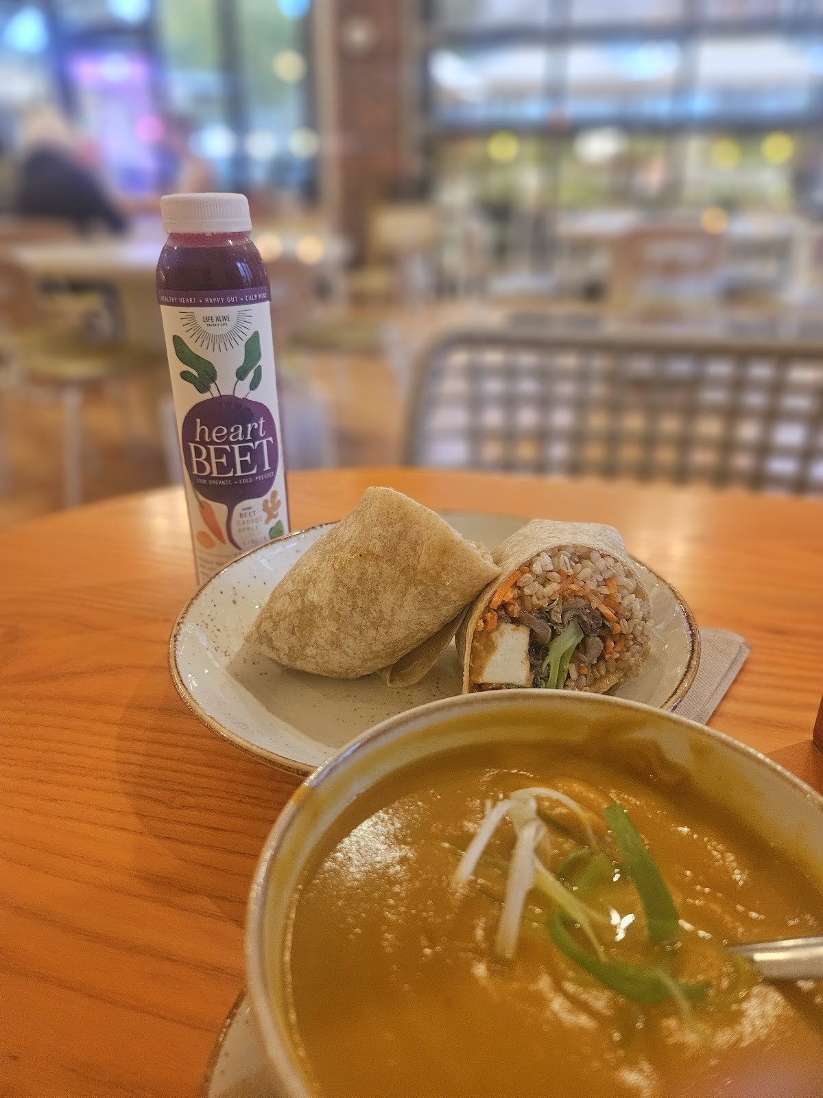 Life Alive Organic Cafe Jamaica Plain: food & drinks