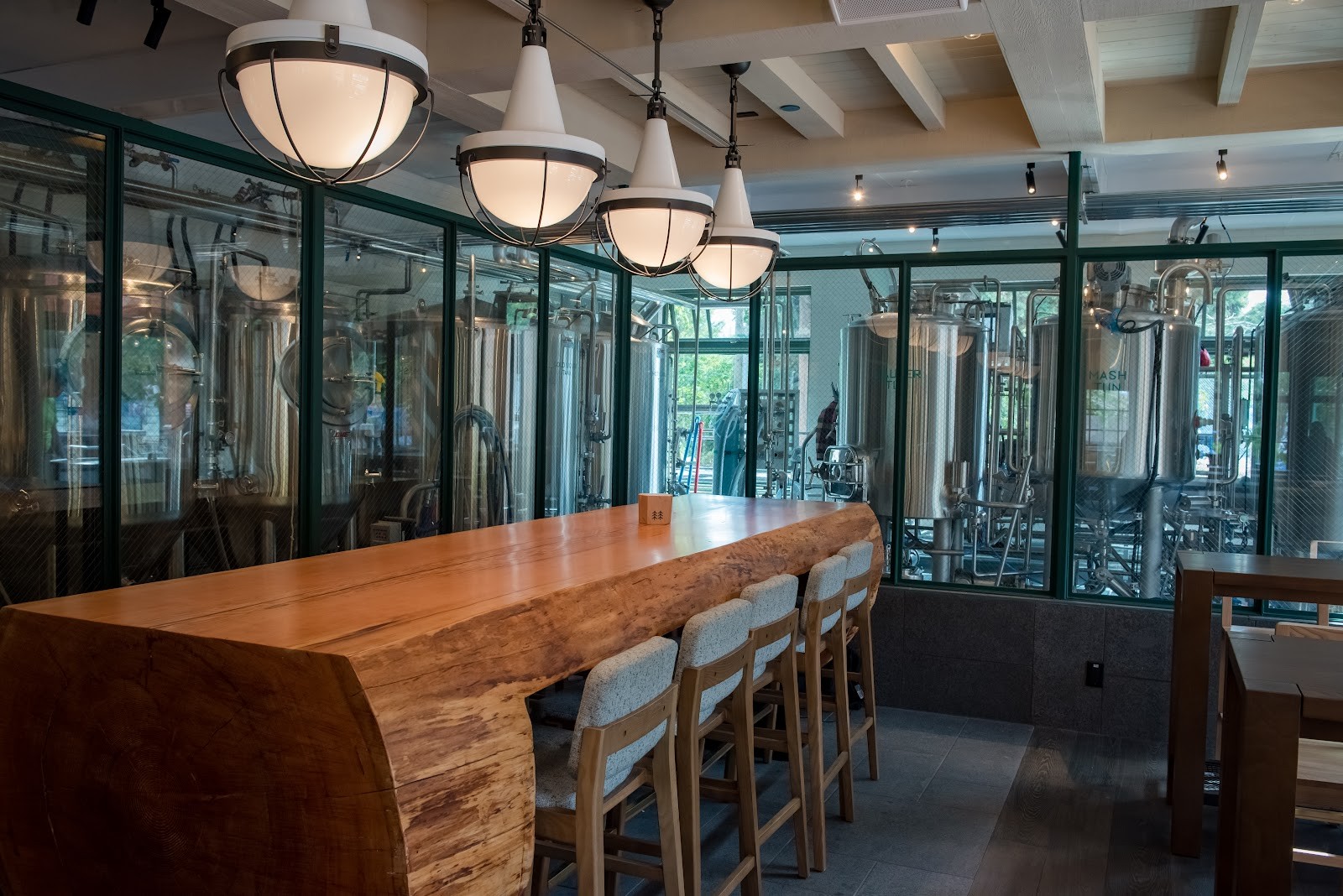 Stanley Park Brewing Restaurant & Brewpub: the place