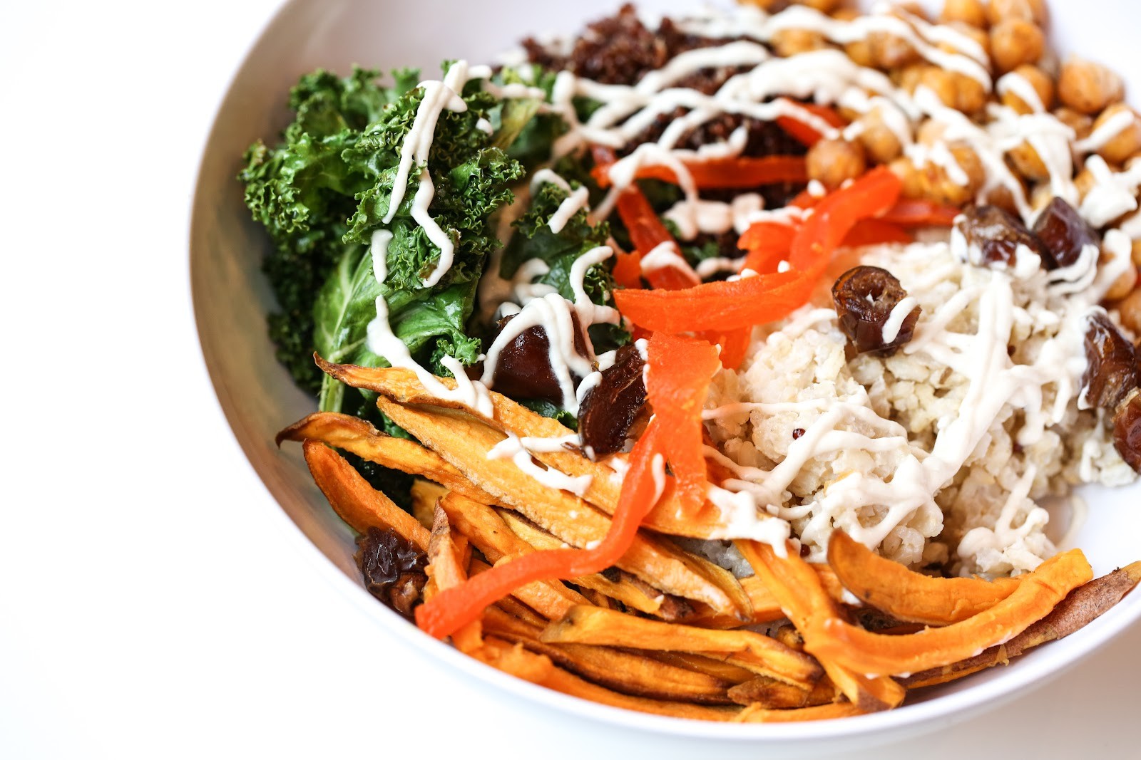 Recess - Healthy Salads & Bowls: food & drinks