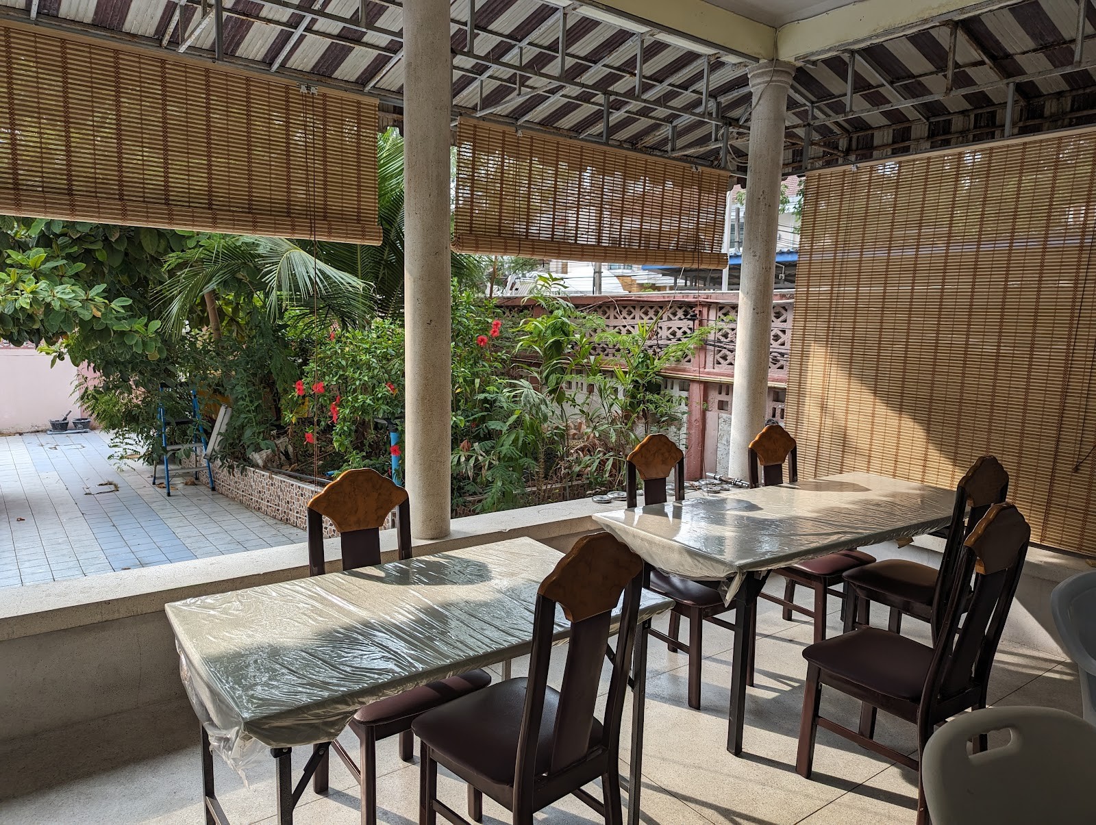 Kaek Kao Kua: the place