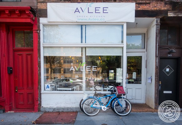 Avlee Greek Kitchen: the place