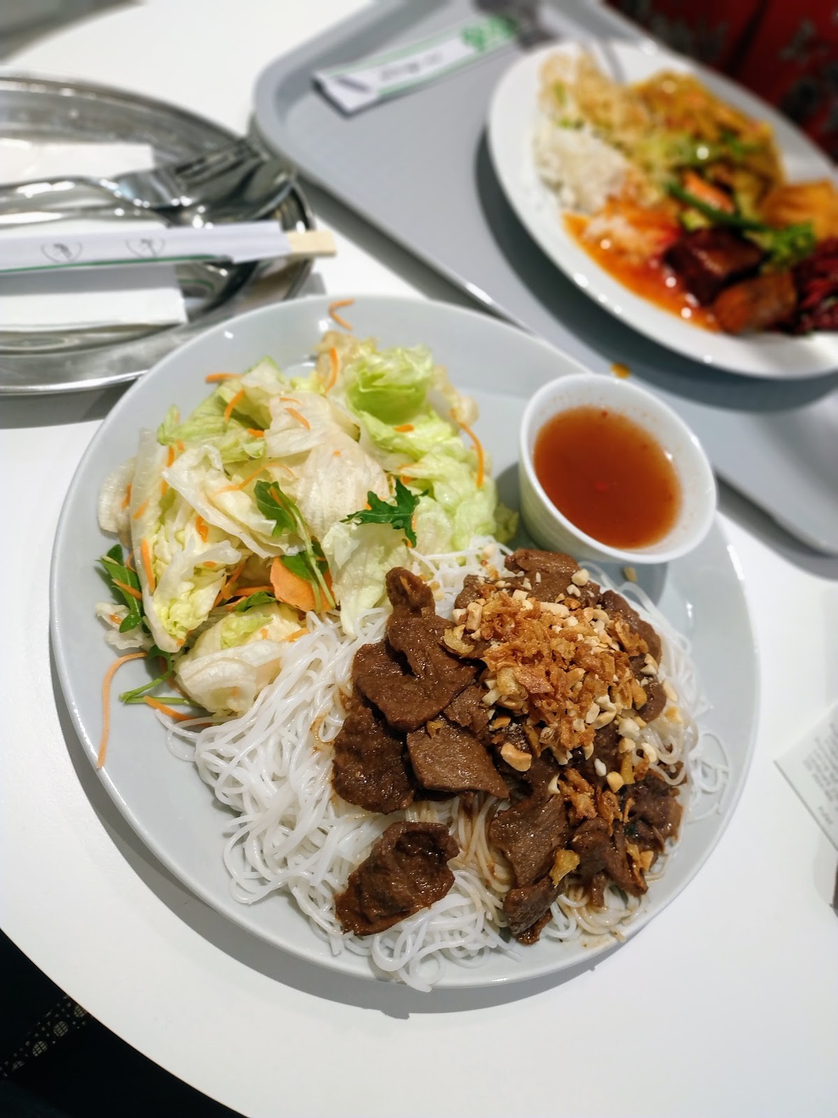 Loving Bistro: food & drinks