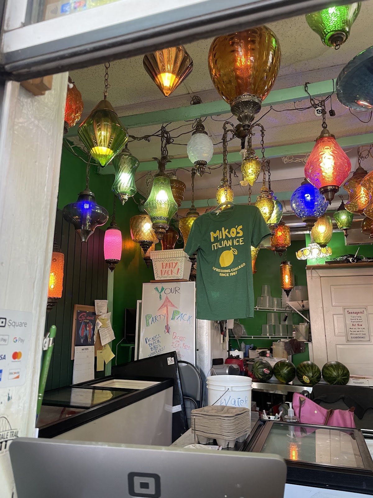 Miko's Italian Ice (Logan Square): the place