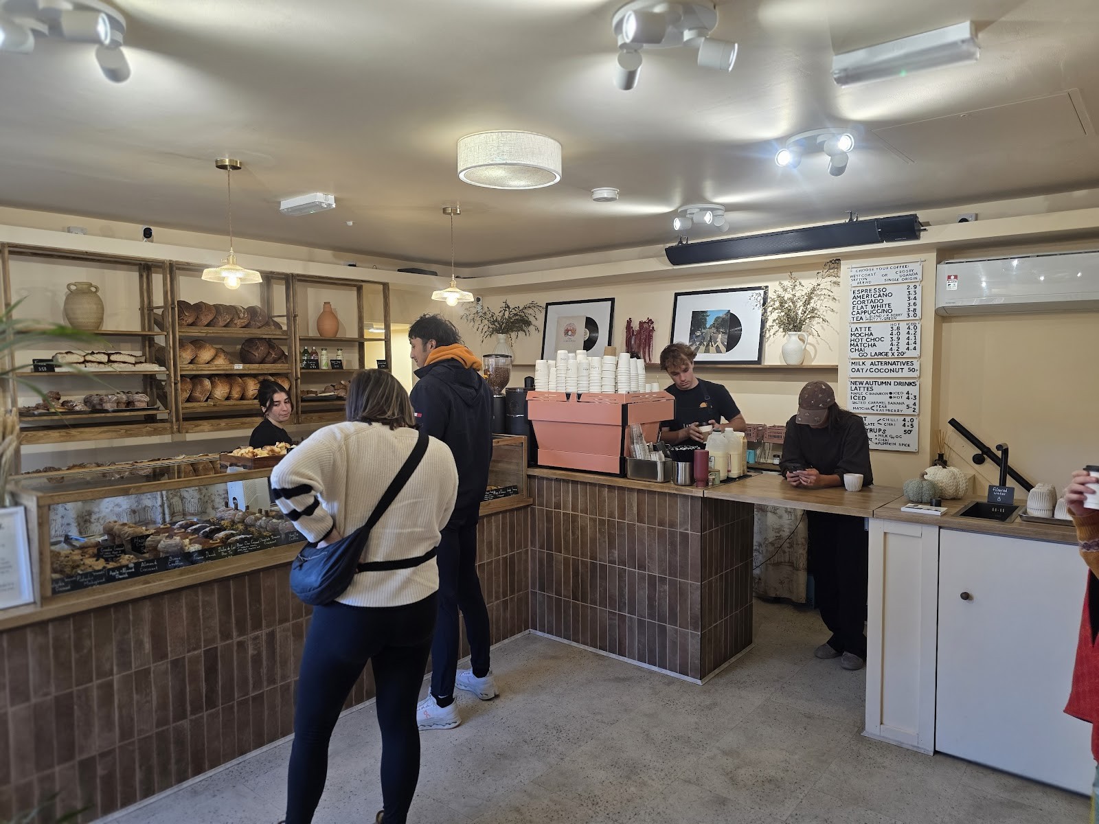 Lunko by the Lane: the place
