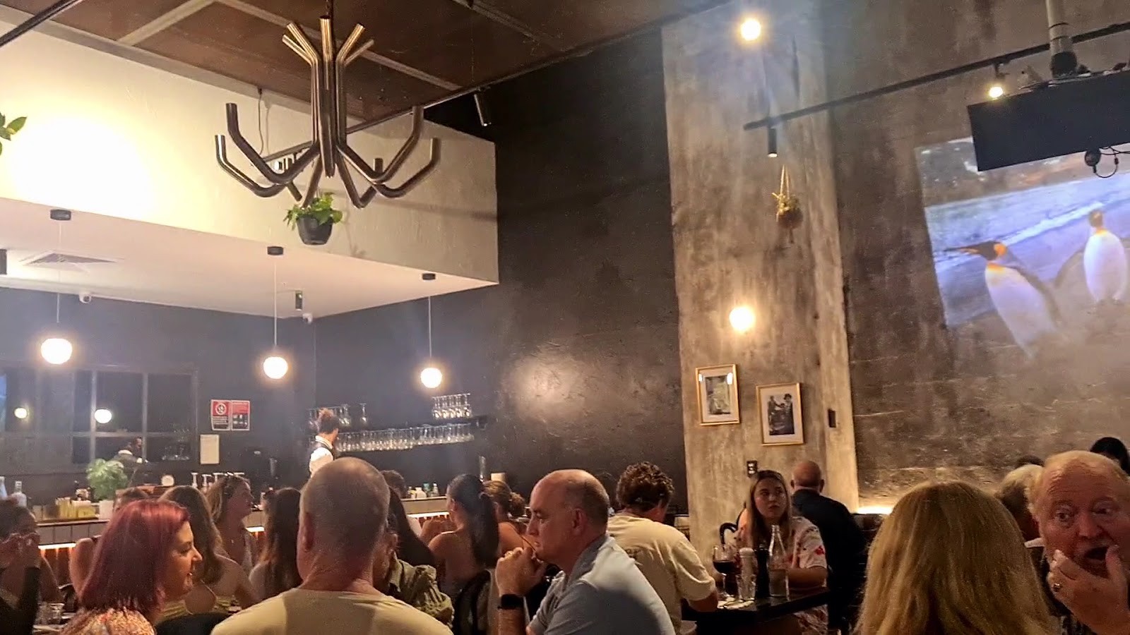 Vitaly Italian & Woodfire Pizza: the place