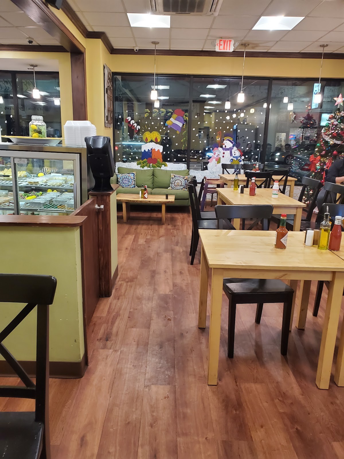Garlic 'n Lemons — Fresh Mediterranean.: the place