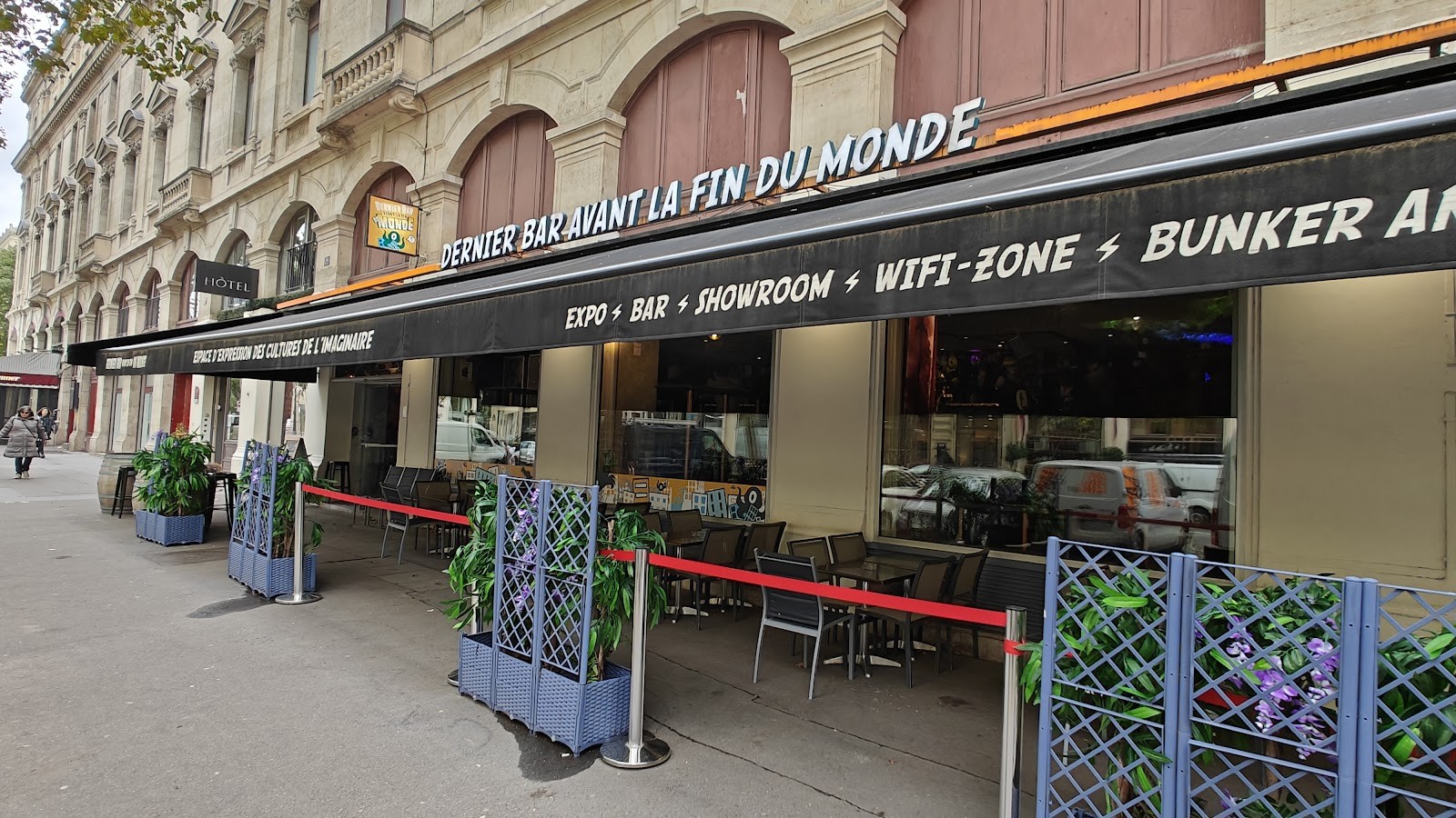 Le Dernier Bar avant la Fin du Monde: the place