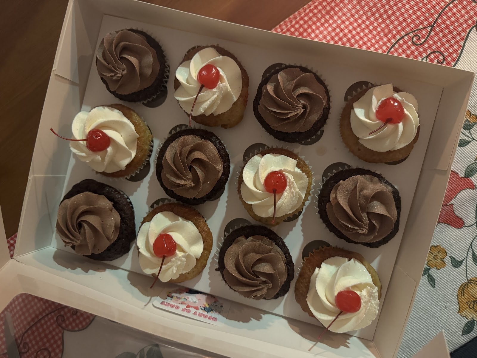 Heart of Cake: food & drinks