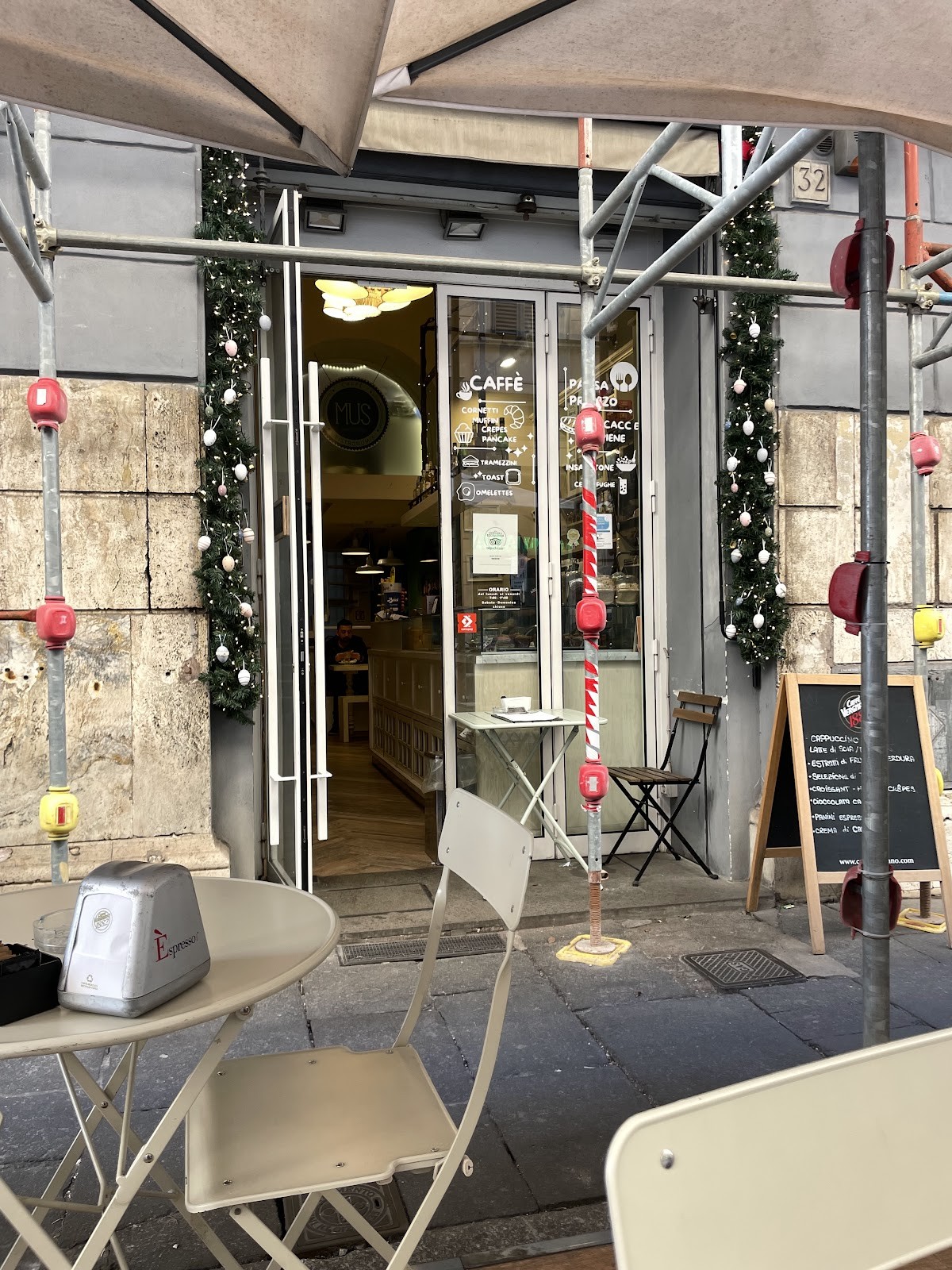 Mus Caffe: the place