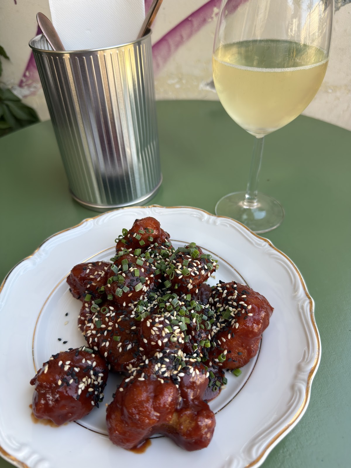 Veganda: food & drinks