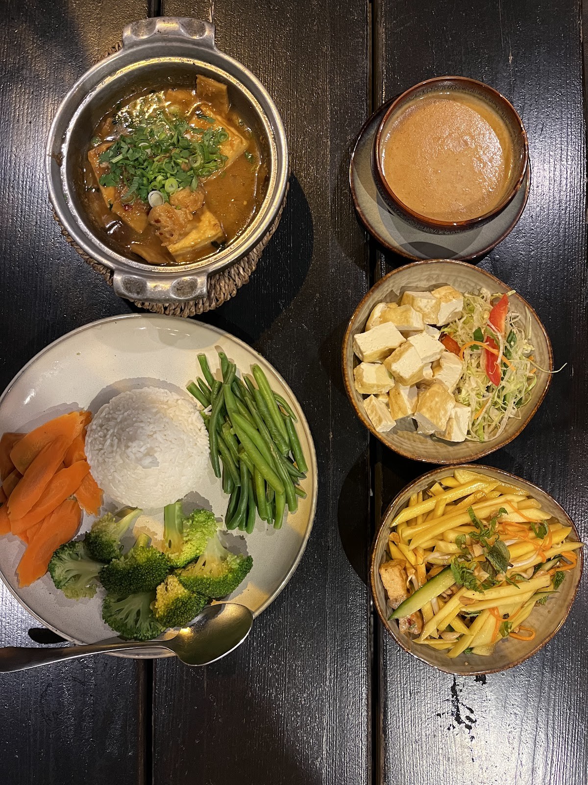 SOY: food & drinks