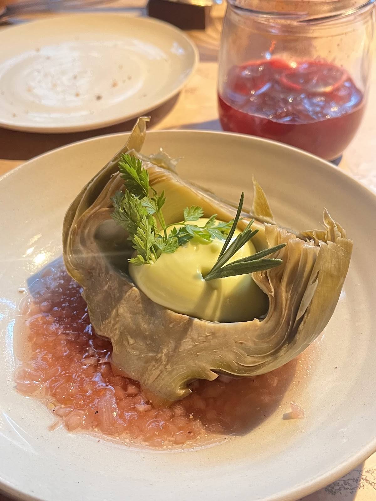 LEUCHTENDROTER: food & drinks