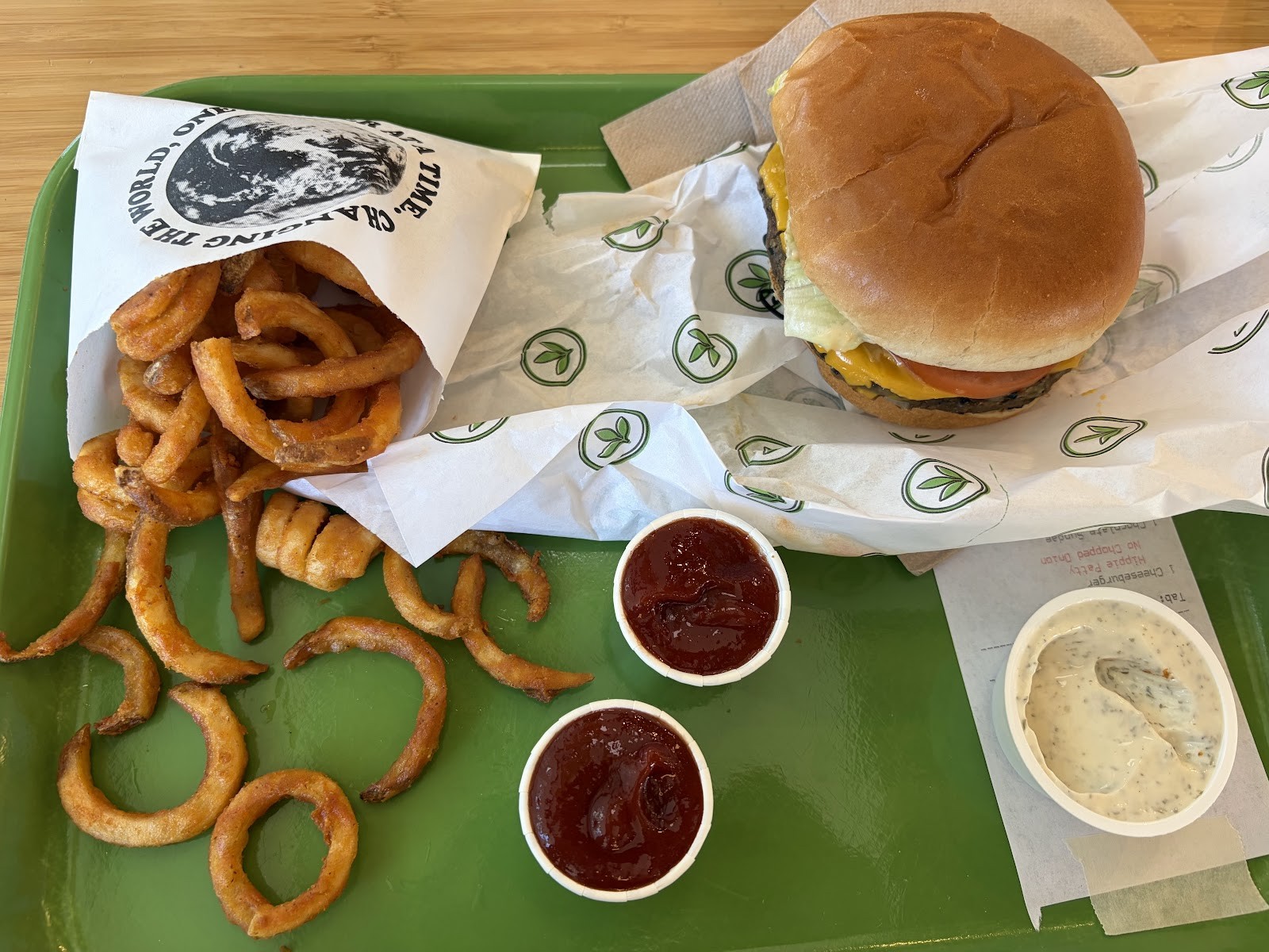 Plant Power Fast Food: food & drinks