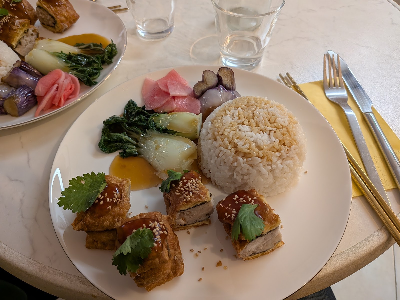 Chez Eating: food & drinks