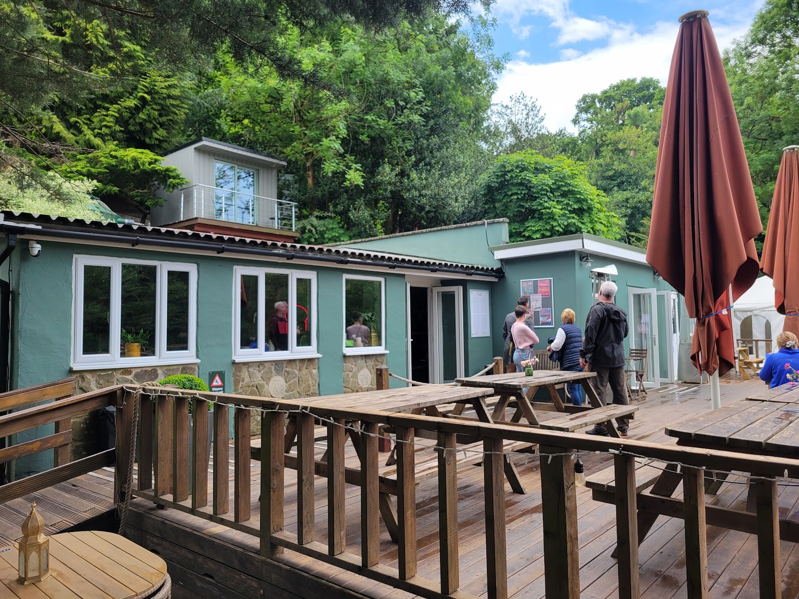 BEESES: the place