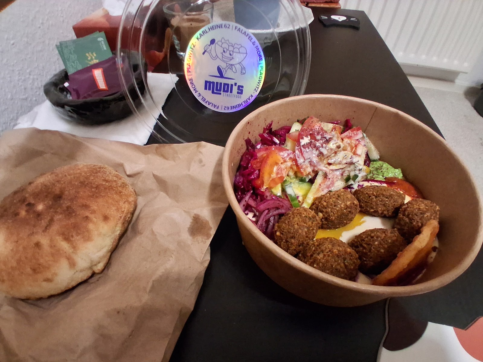 Mudi's: food & drinks