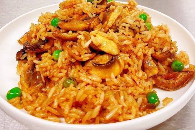 Vegan Green Kitchen Chinese: food & drinks