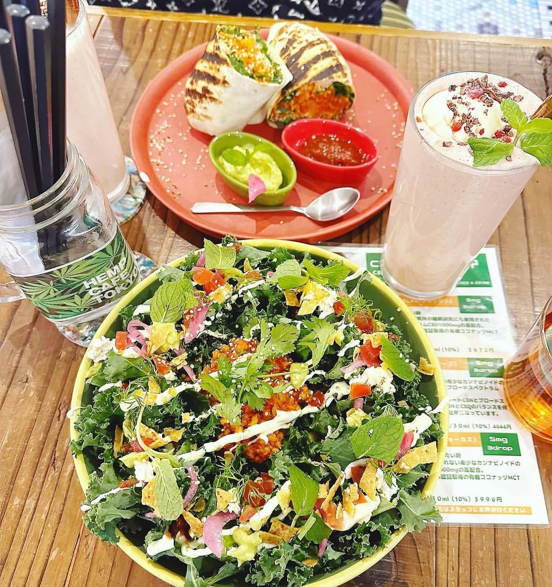 Hemp Cafe Tokyo: food & drinks