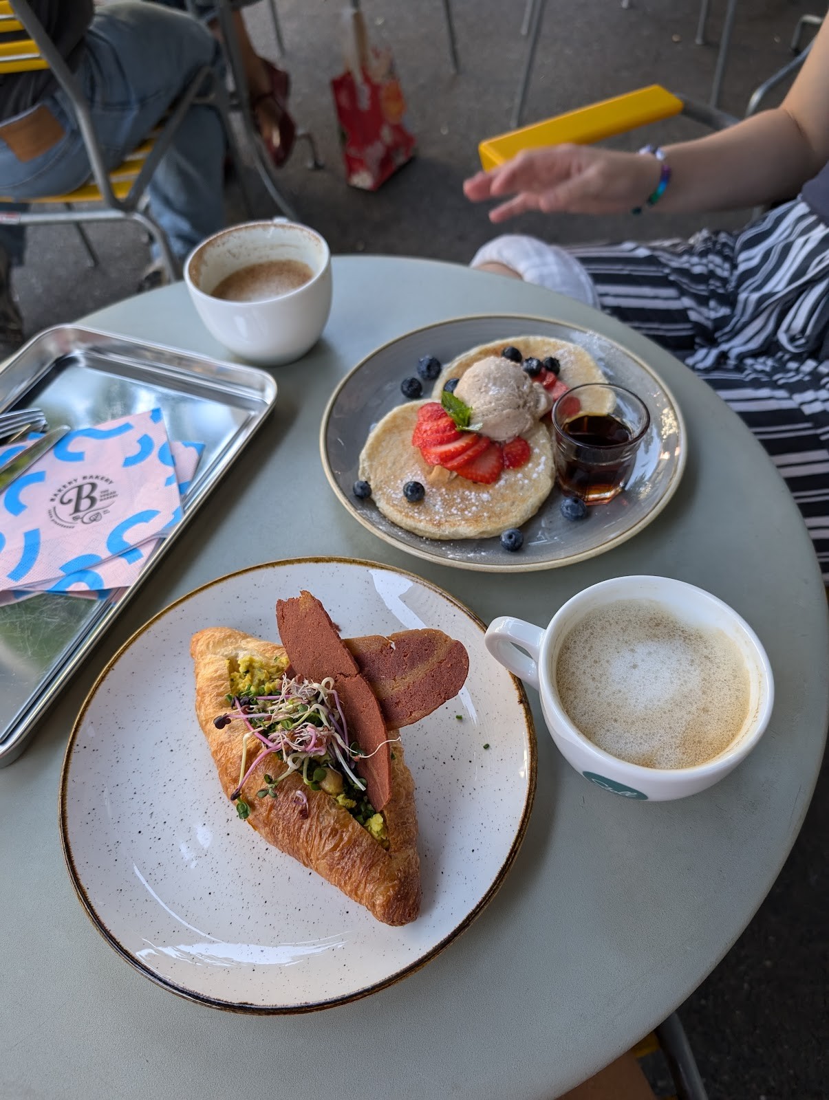 Bakery Bakery Schaffhauserplatz: food & drinks