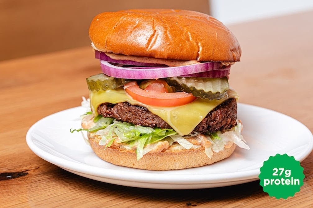 Next Level Veggie Grill: food & drinks
