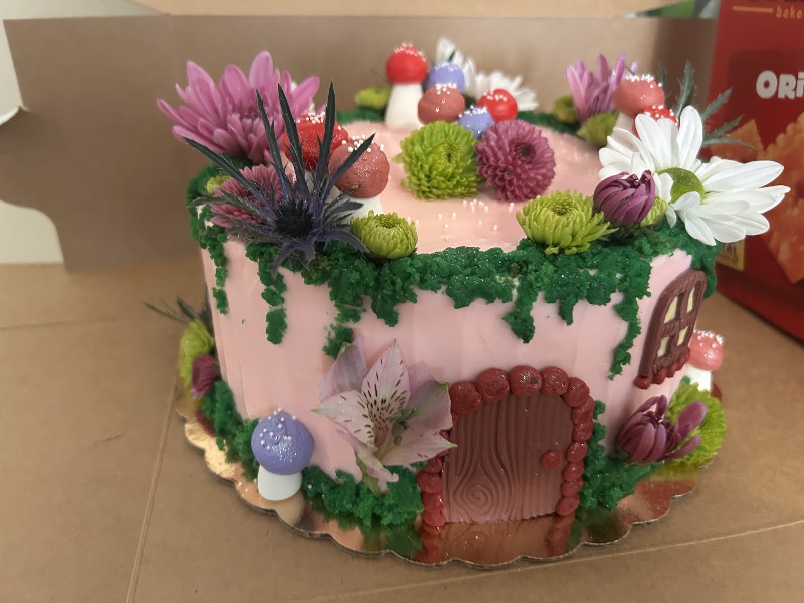 The Cake Bar: food & drinks