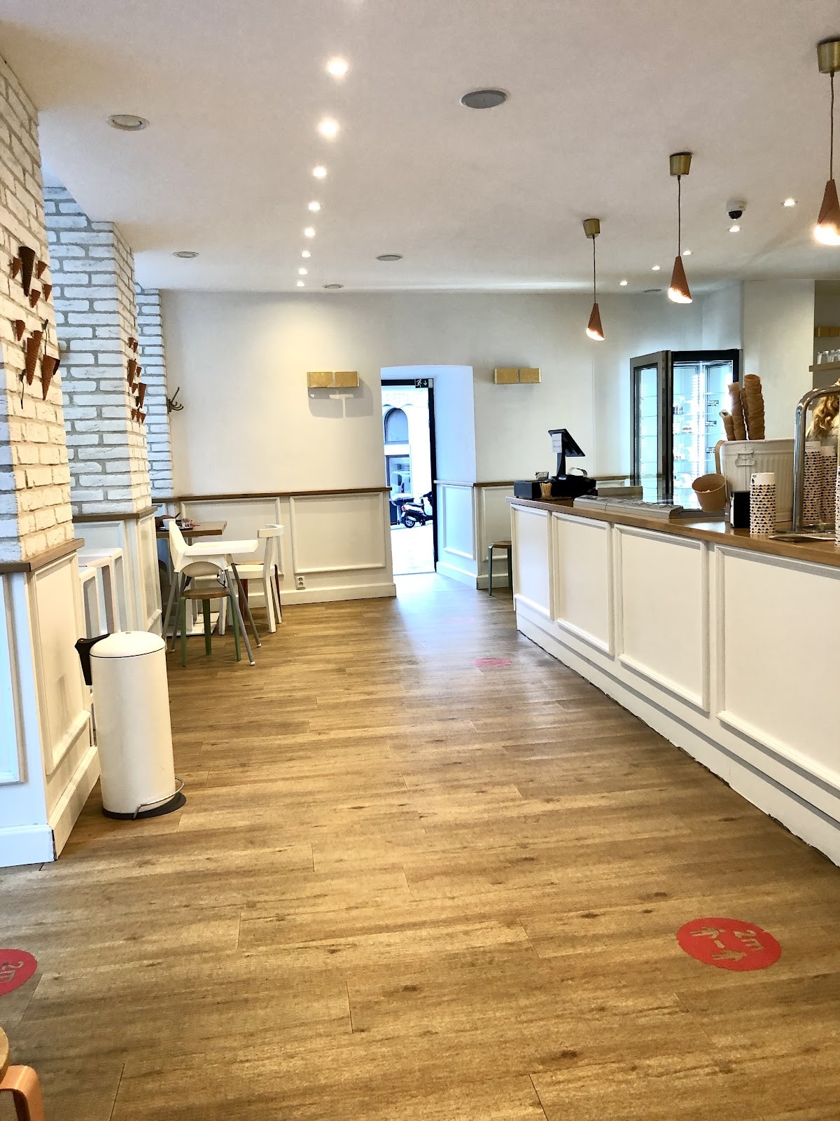 Amato Gelateria & Caffé - Letná: the place