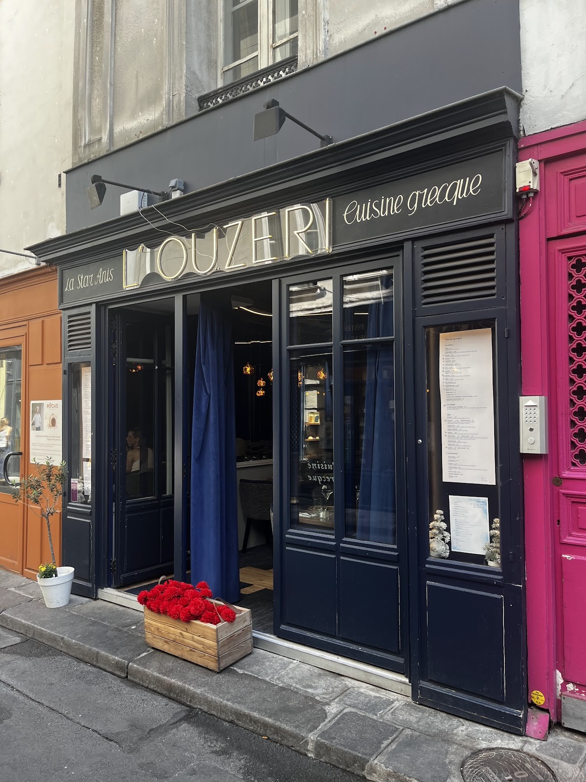 L'ouzeri Paris Odéon: the place