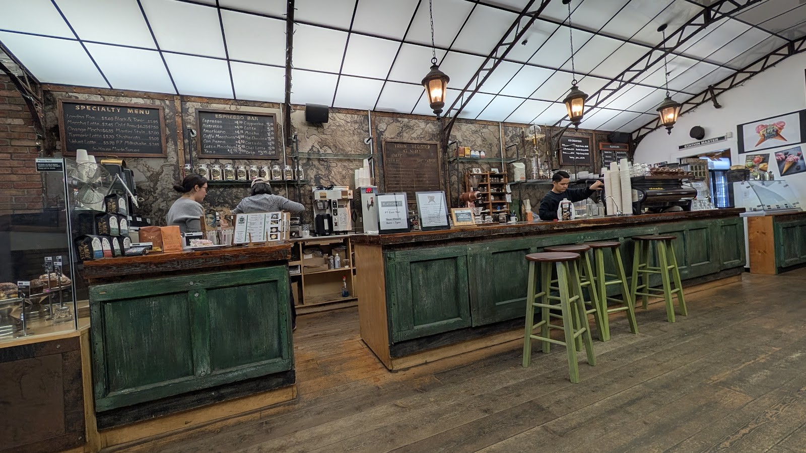 Platform 7 Coffee: the place
