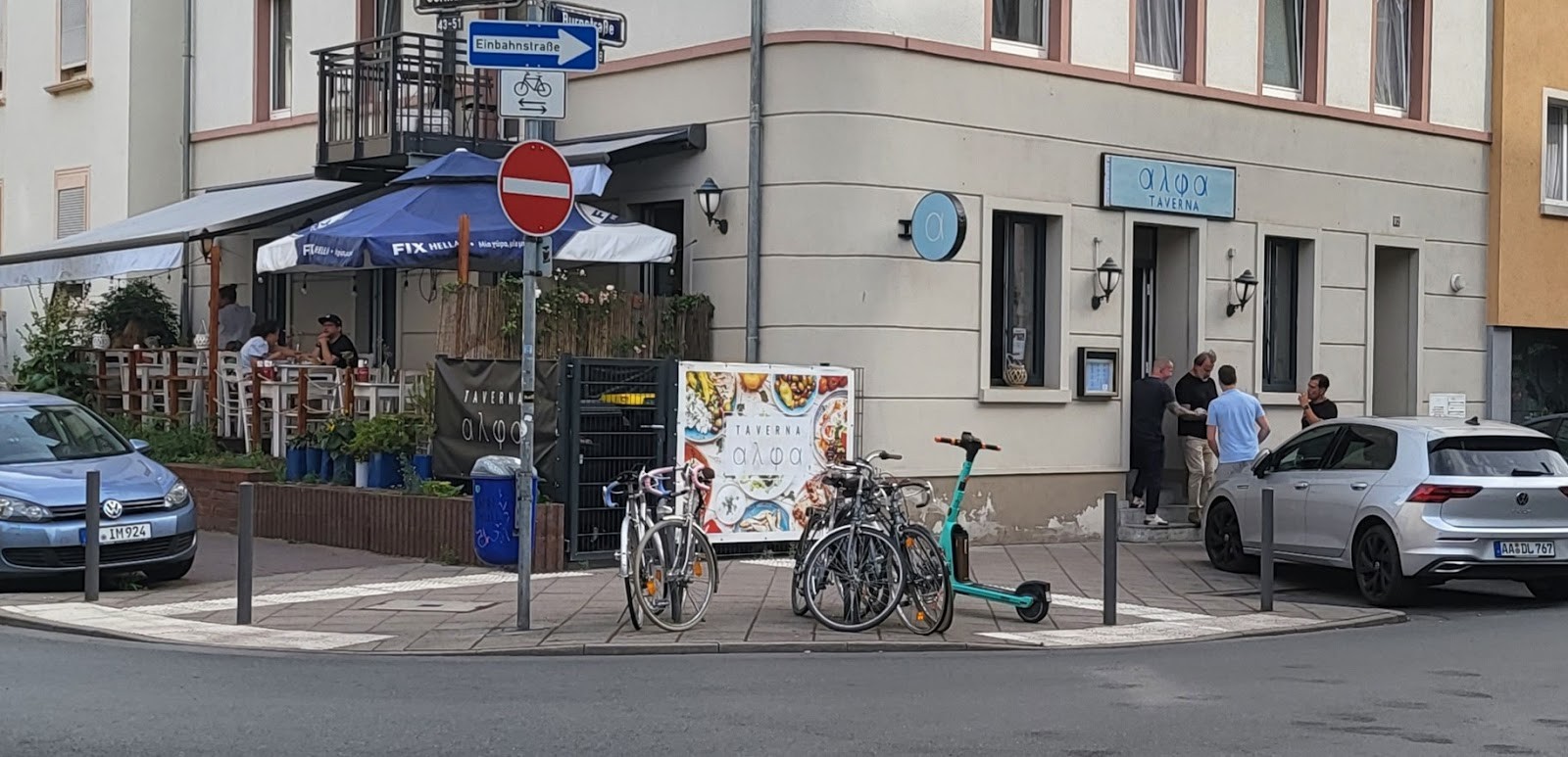 Taverna Alpha: the place