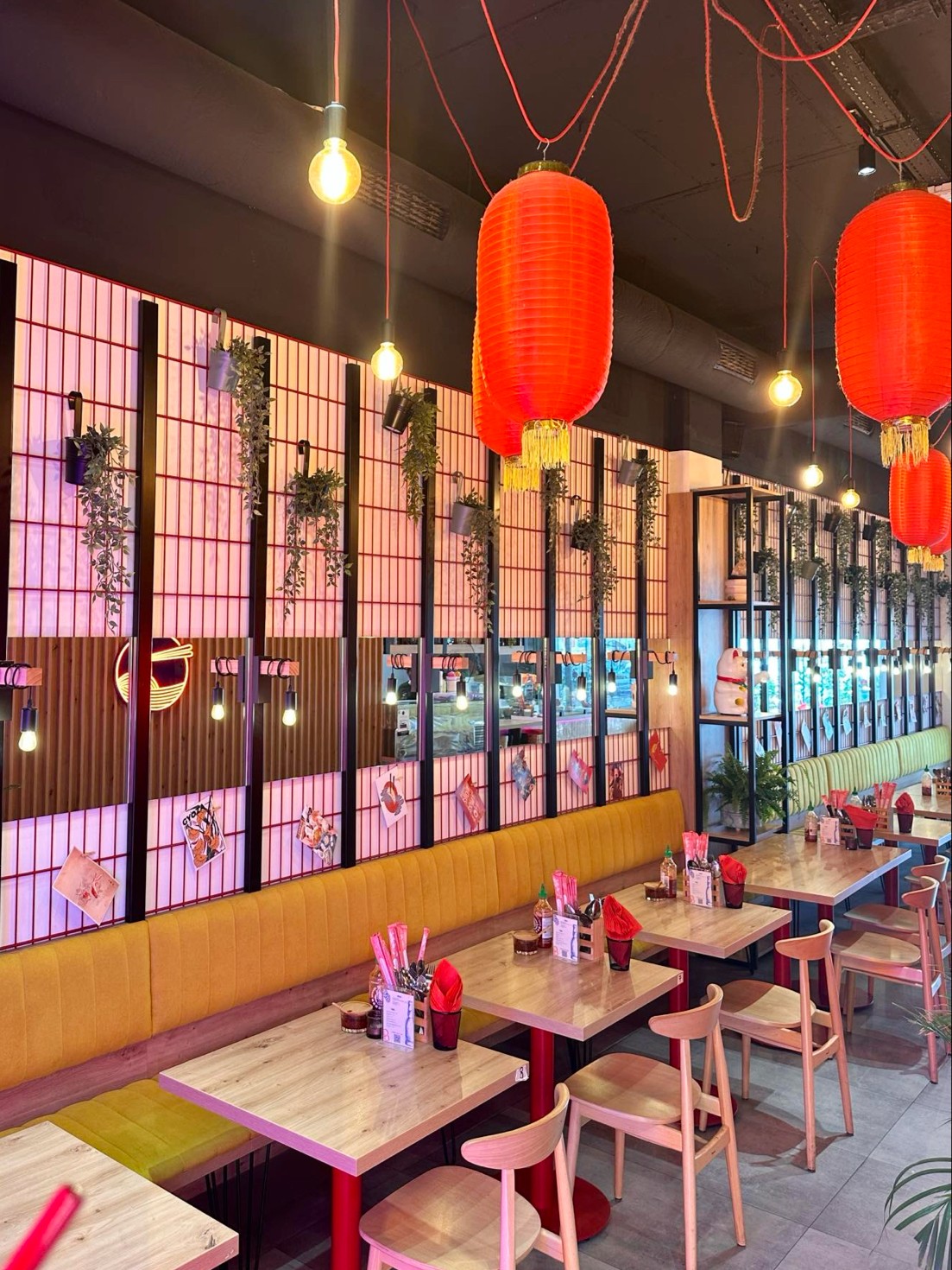 Eat Mỳ: the place