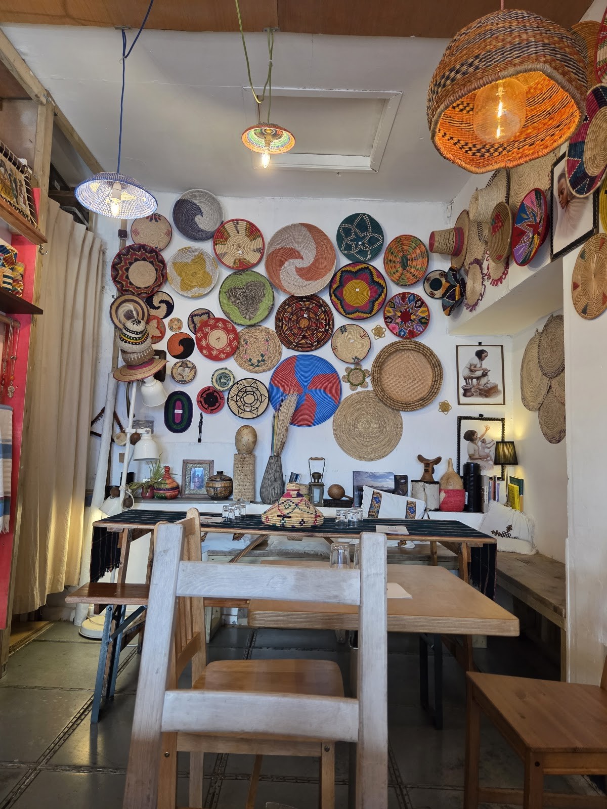 Gwada / ጓዳ: the place