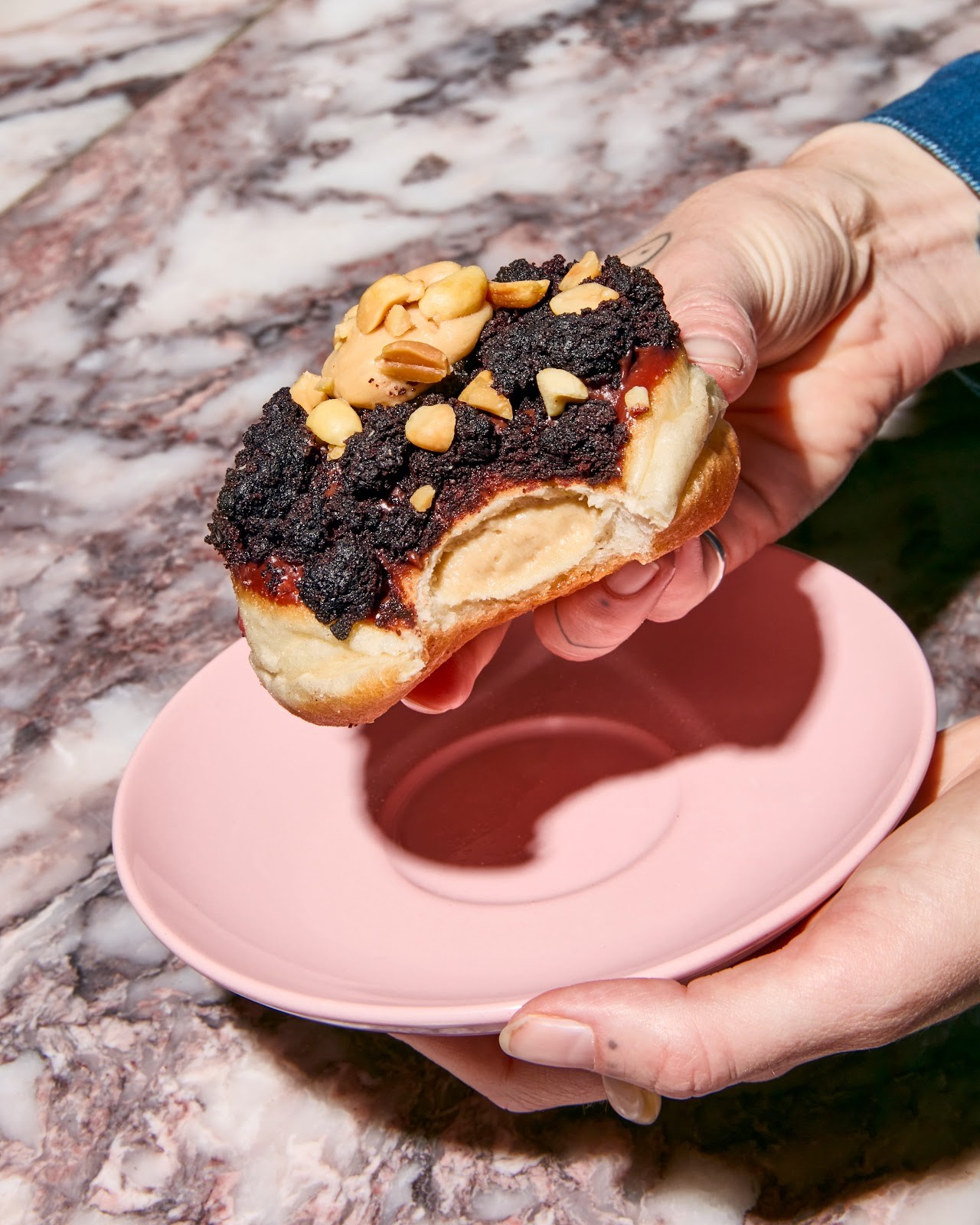 Brammibal's Donuts: food & drinks