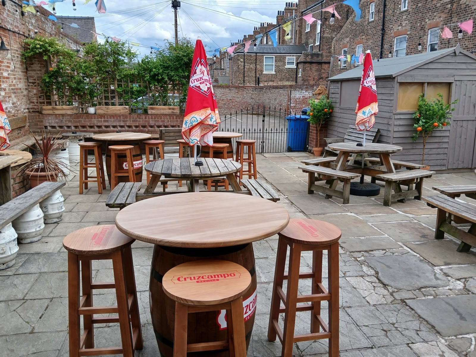 The Bay Horse, Blossom Street: the place