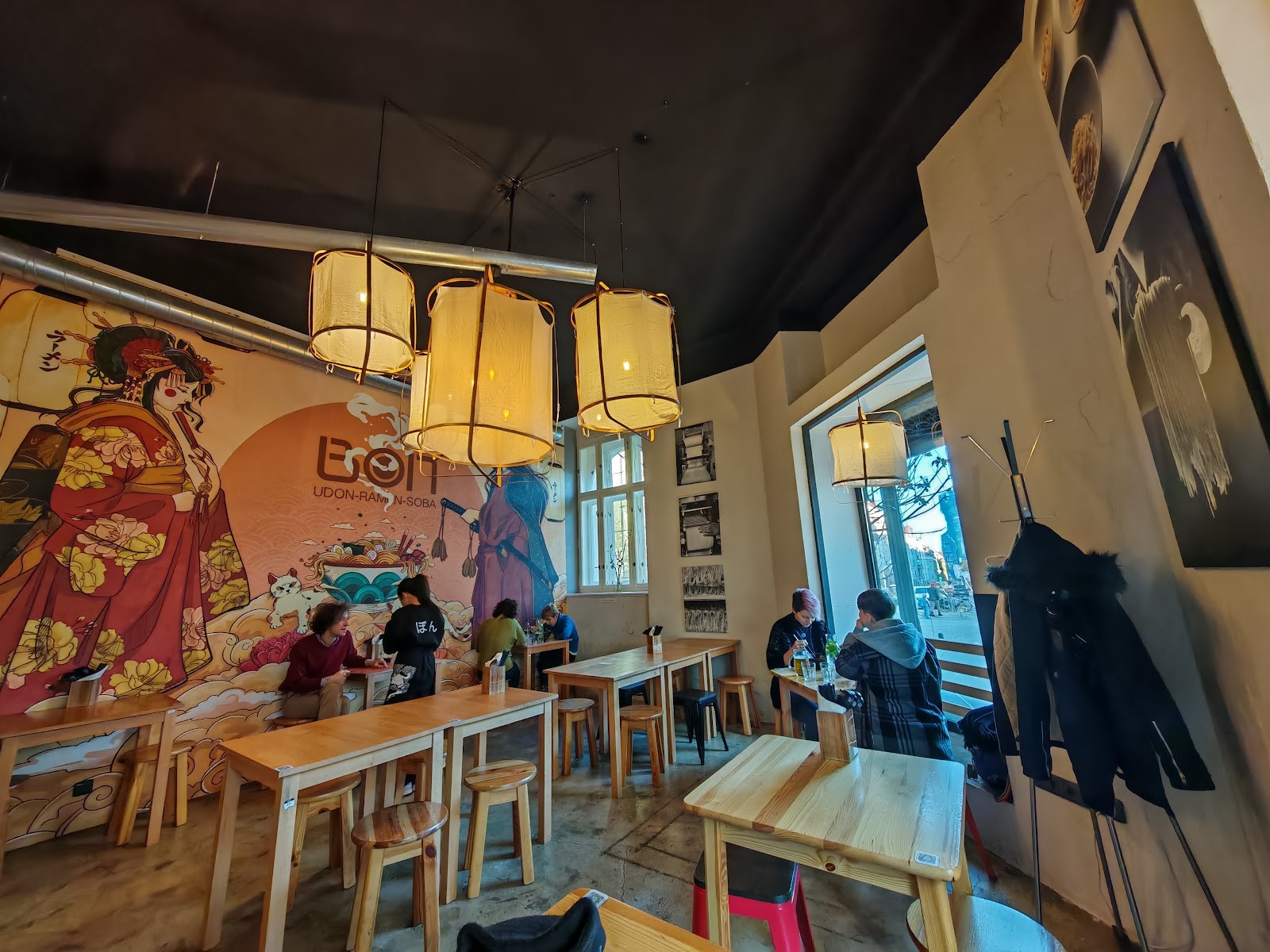 BON Fresh Ramen & Soba: the place