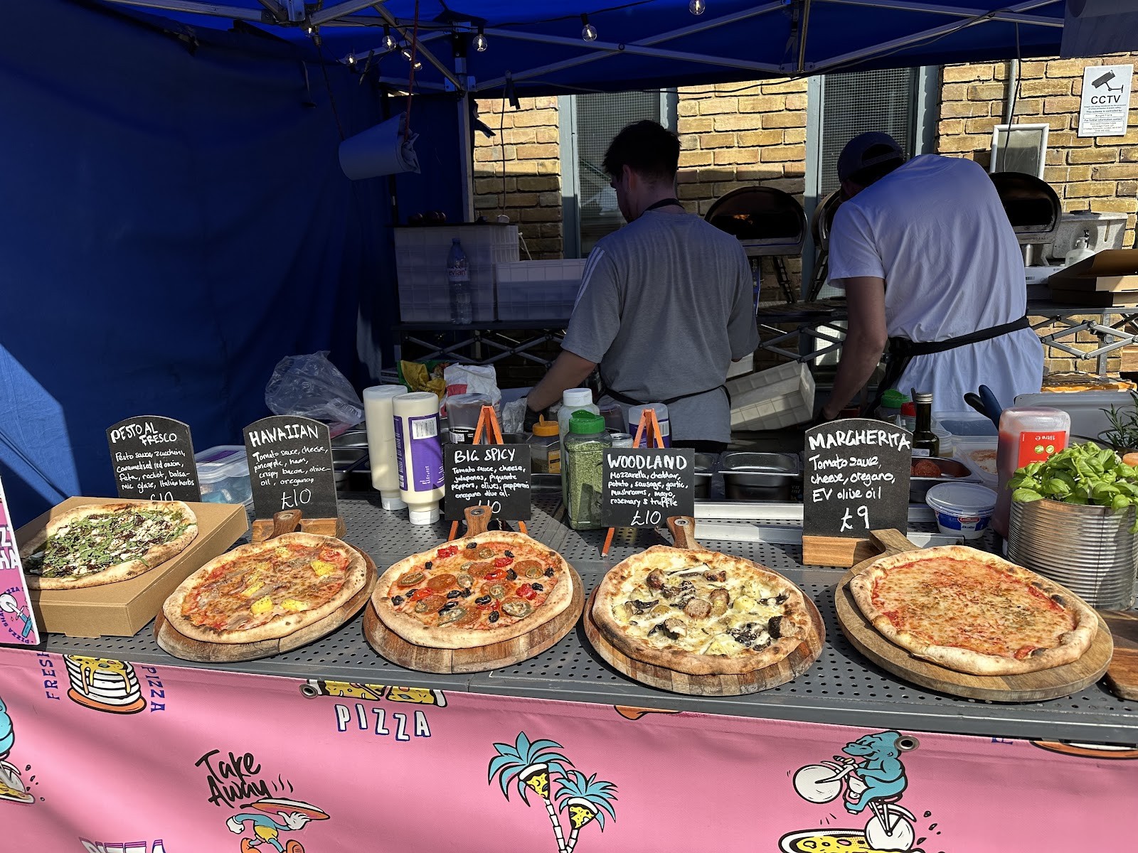 Pizza Shack: the place