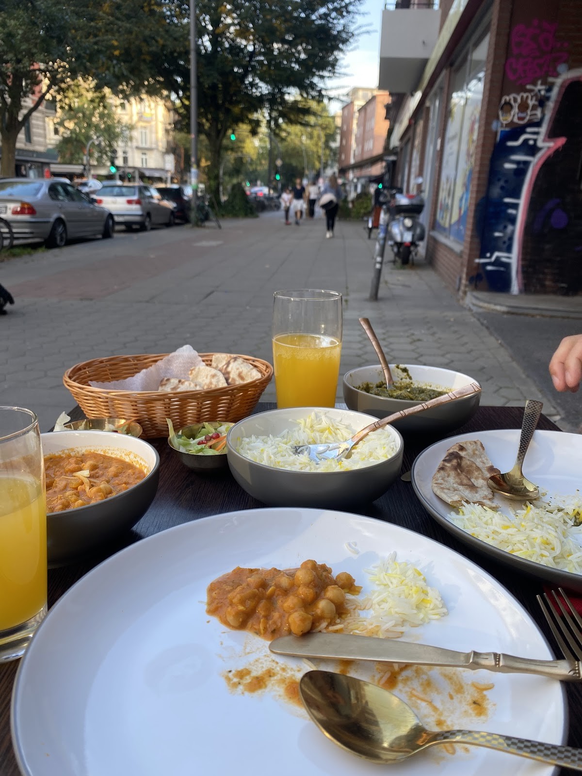 CHASKAA Indisches Restaurant: food & drinks