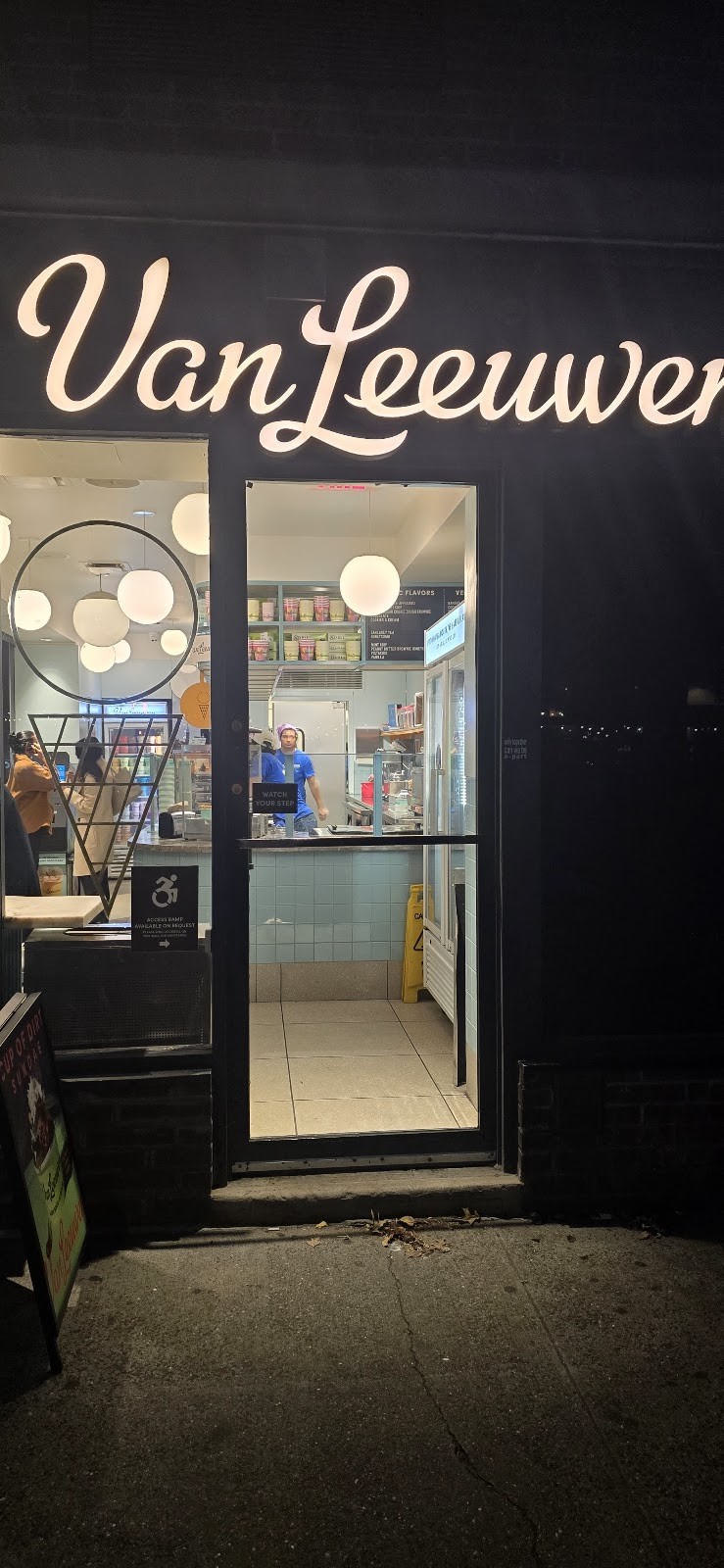 Van Leeuwen Ice Cream: the place
