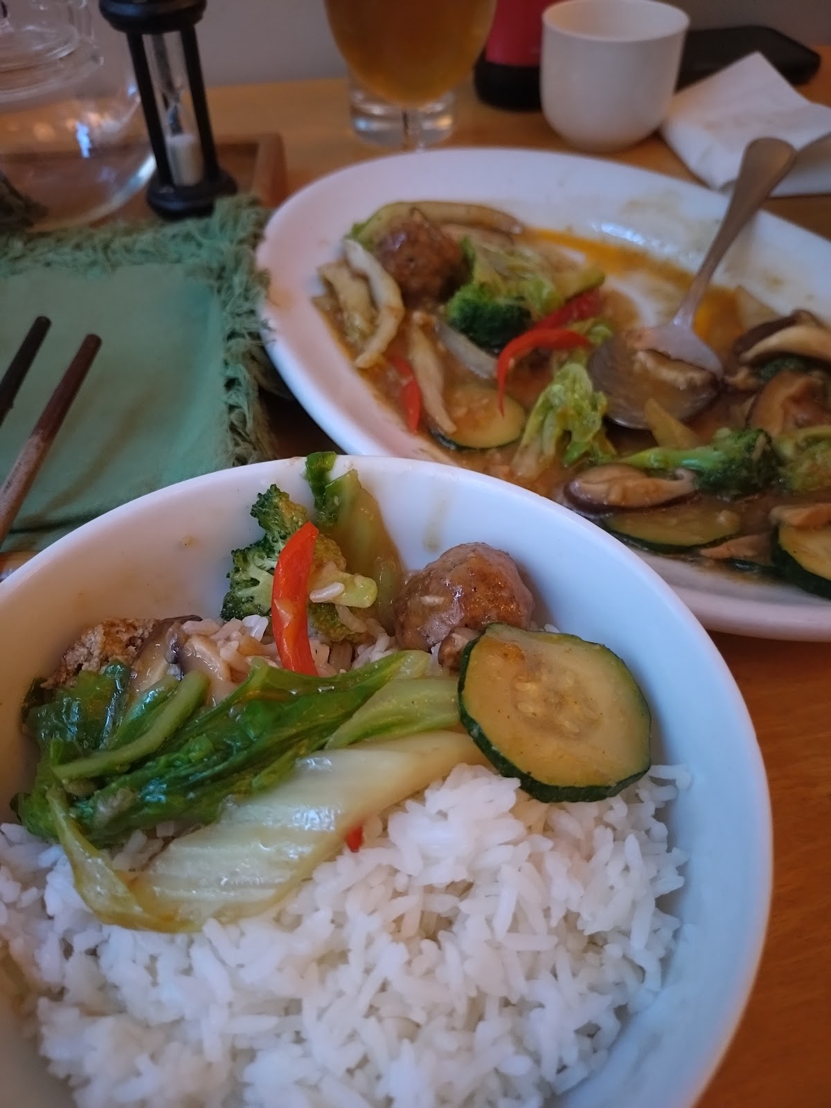 Lao Wai: food & drinks