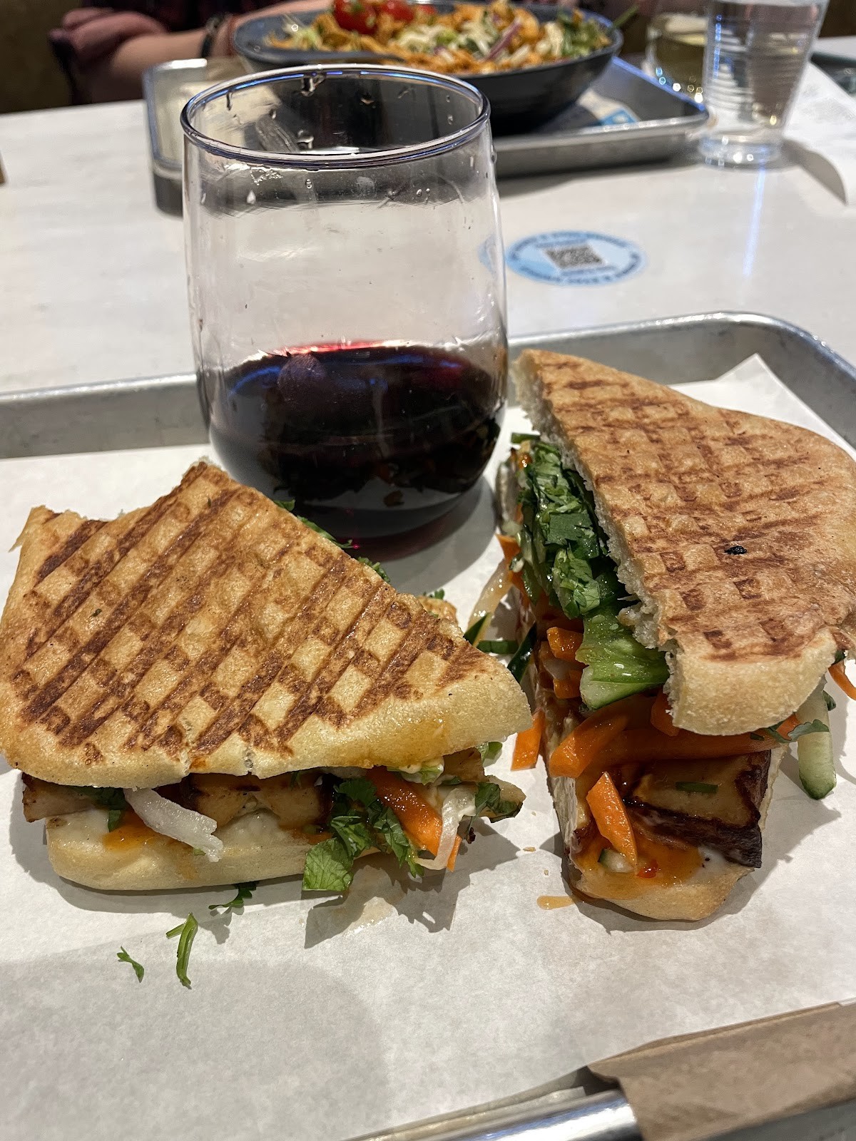 Mendocino Farms: food & drinks