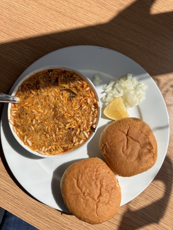 Madhav (Maruti Restaurant and Grocery Ltd): photo