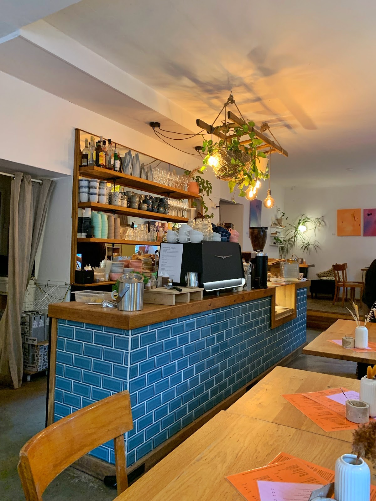 Café Walter: the place