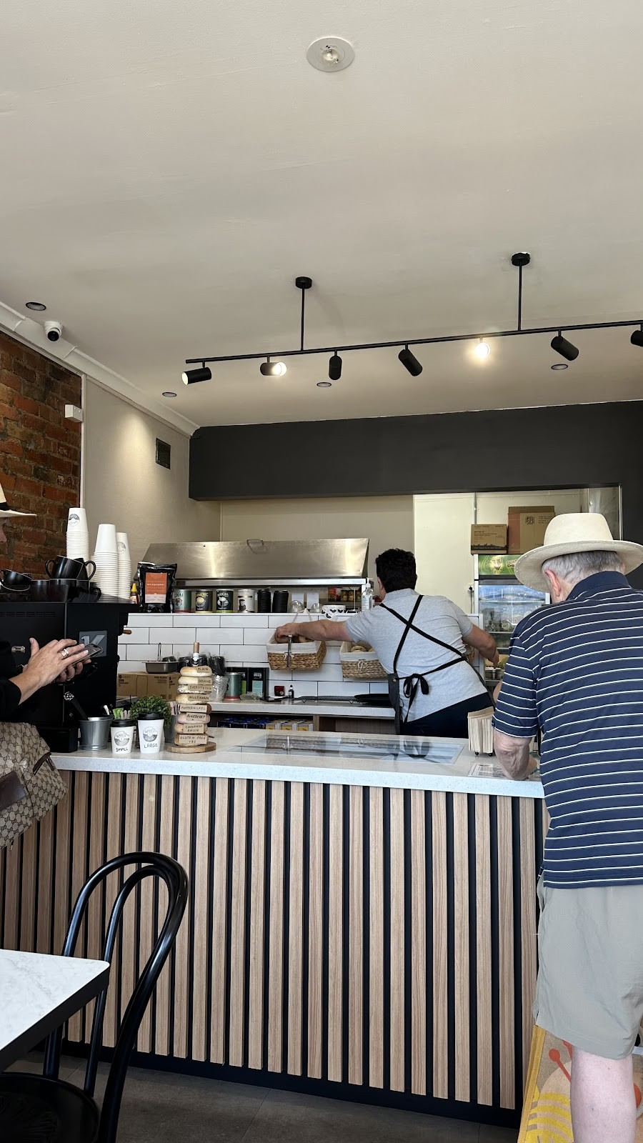 Bakes & Bagels (Thornbury): the place